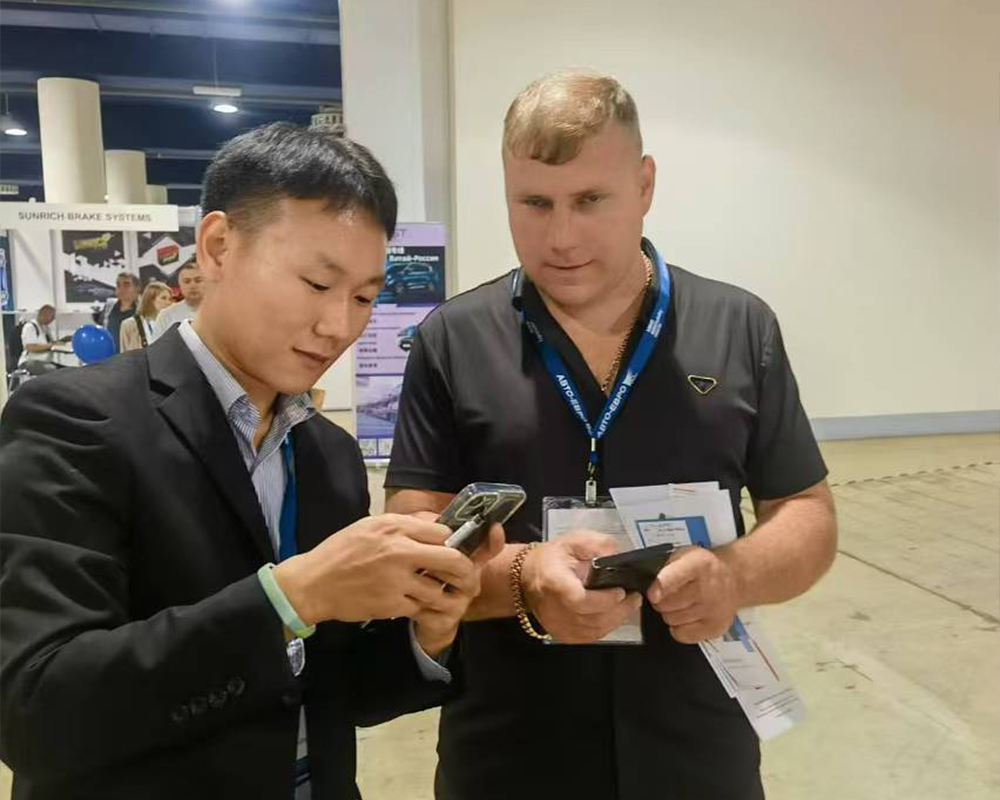 Russian auto parts Show